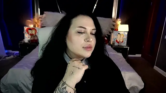 SerahMirabeli online show from February 27, 2026, 8:08 pm