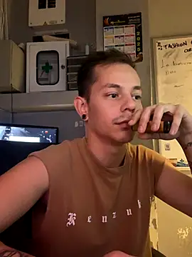 dimitryivanovv online show from October 15, 2025, 5:39 am