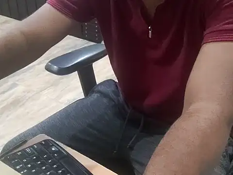 Snapshot of ZoroArcher chatting on September 18, 2025, 6:33 pm ZoroArcher online show from September 18, 2025, 6:33 pm