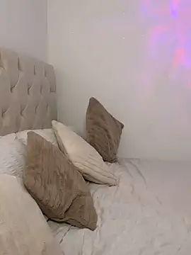 Snapshot of SexySaraxxoo chatting on November 7, 2025, 1:10 am SexySaraxxoo online show from November 7, 2025, 1:10 am