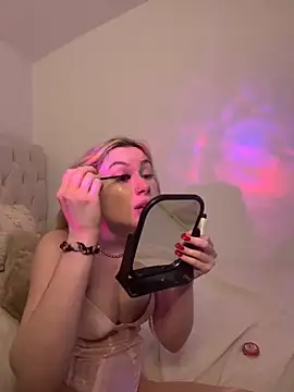 Snapshot of SexySaraxxoo chatting on November 16, 2025, 5:06 pm SexySaraxxoo online show from November 16, 2025, 5:06 pm