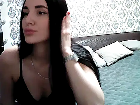 Snapshot of Kelyra chatting on July 9, 2026, 3:00 pm Kelyra online show from July 9, 2026, 3:00 pm