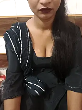 Itz Mayra  online show from October 24, 2025, 6:12 am