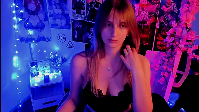 NeyliDream online show from November 13, 2025, 4:22 pm