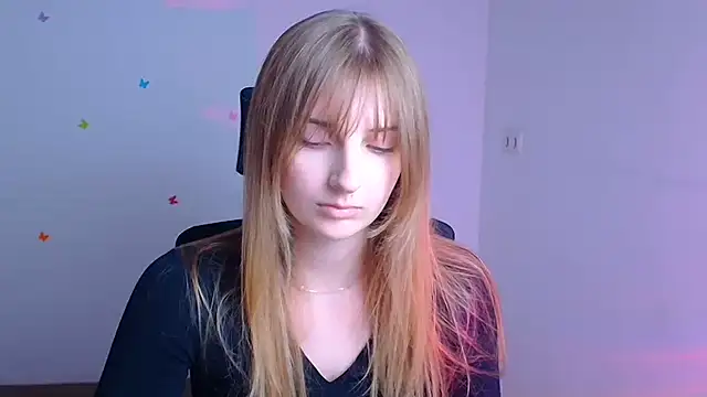 Snapshot of NeyliDream chatting on October 6, 2025, 12:28 pm NeyliDream online show from October 6, 2025, 12:28 pm