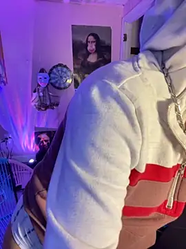 Snapshot of shortywidaphatty chatting on October 24, 2025, 1:54 pm shortywidaphatty online show from October 24, 2025, 1:54 pm