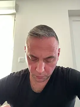 Marronglace1 online show from February 6, 2026, 12:23 pm