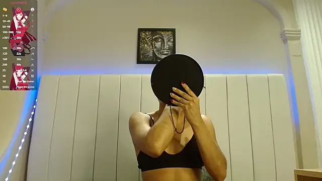 kendra lux1 online show from November 11, 2025, 1:17 pm