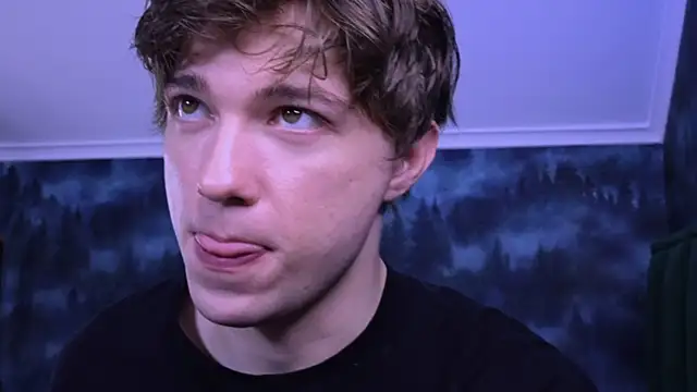 MarkShot  online show from November 22, 2025, 7:02 pm