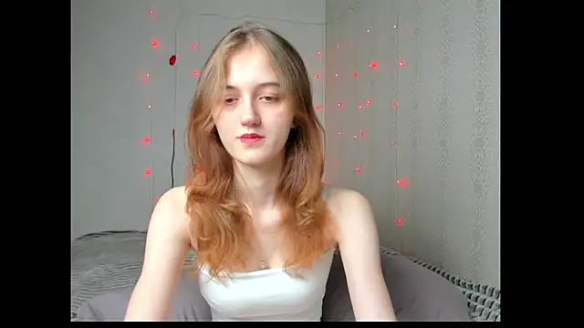 Snapshot of dreamy_pollyyy chatting on May 16, 2026, 8:19 pm dreamy pollyyy online show from May 16, 2026, 8:19 pm