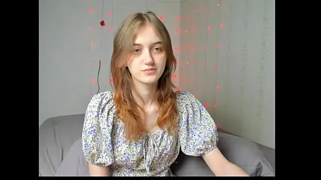 Snapshot of dreamy_pollyyy chatting on April 19, 2026, 8:11 pm dreamy pollyyy online show from April 19, 2026, 8:11 pm