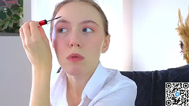 Succubelle online show from October 21, 2025, 6:13 am