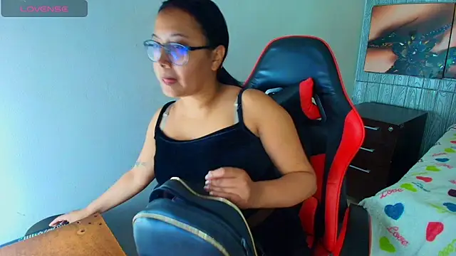 susan mooree online show from March 28, 2026, 8:10 pm