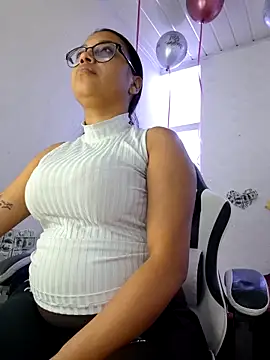 susan mooree online show from February 10, 2026, 8:08 pm