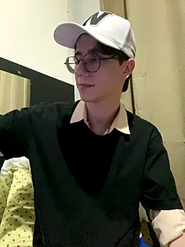 Snapshot of HeiRique chatting on October 22, 2025, 4:01 am HeiRique online show from October 22, 2025, 4:01 am