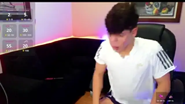 tightncuteass online show from November 6, 2025, 9:52 pm