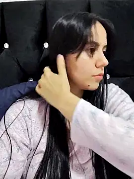 Snapshot of valen-sexx chatting on February 13, 2026, 4:01 am valen-sexx online show from February 13, 2026, 4:01 am