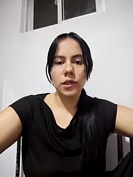 Snapshot of valen-sexx chatting on December 19, 2025, 2:26 am valen-sexx online show from December 19, 2025, 2:26 am