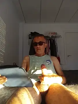 EmilioTaladdro online show from June 30, 2026, 6:52 pm