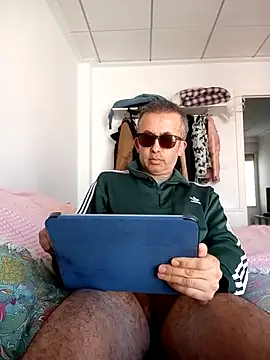 EmilioTaladdro online show from March 24, 2026, 9:09 am