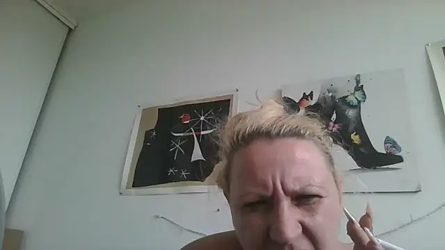Snapshot of Bakala93 chatting on May 9, 2026, 1:47 pm Bakala93 online show from May 9, 2026, 1:47 pm