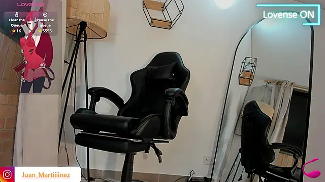 Im Juaniito online show from November 14, 2025, 11:30 pm