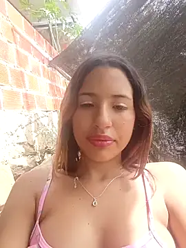 Snapshot of Sweet-Doncella chatting on September 28, 2025, 2:24 pm Sweet-Doncella online show from September 28, 2025, 2:24 pm