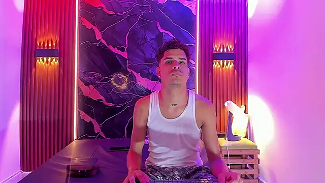 Lucky boys  X online show from October 21, 2025, 12:15 pm