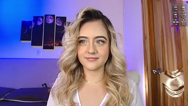 MaryMoon  online show from March 26, 2026, 12:31 am