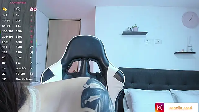 Snapshot of isabella_sea_ chatting on October 4, 2025, 1:07 am isabella sea  online show from October 4, 2025, 1:07 am