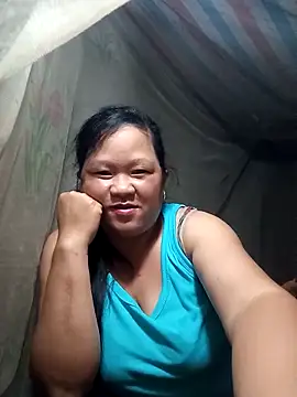 riso-00 online show from September 29, 2025, 2:51 am