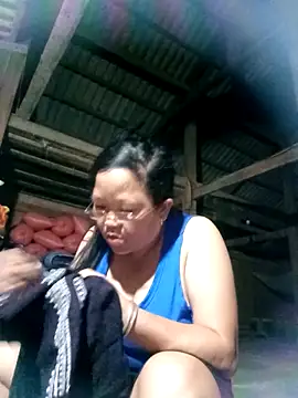 riso-00 online show from October 15, 2025, 3:09 pm