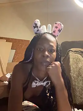 Snapshot of maroegotcakes25 chatting on September 14, 2025, 5:30 am maroegotcakes25 online show from September 14, 2025, 5:30 am