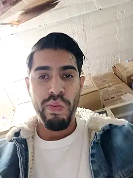 Waver857 online show from November 4, 2025, 7:06 pm