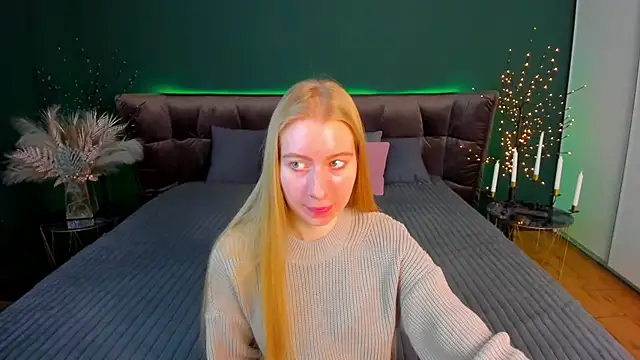 Alina Blonde online show from January 18, 2026, 6:39 am