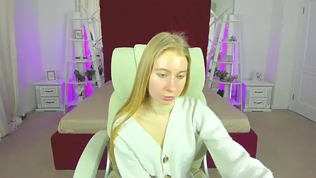 Alina Blonde online show from March 22, 2026, 8:49 am