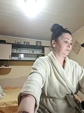 Soffy Skye online show from February 12, 2026, 5:07 am