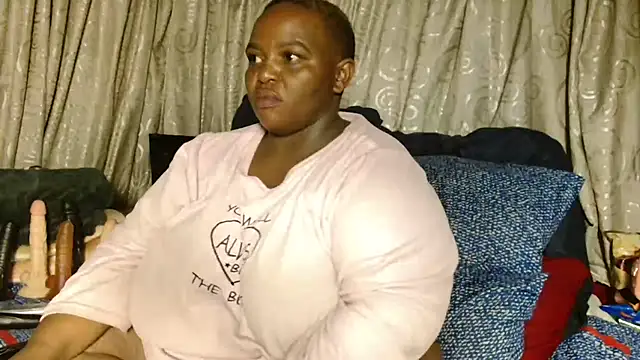 Bustyboobs02xx online show from January 15, 2026, 1:20 am