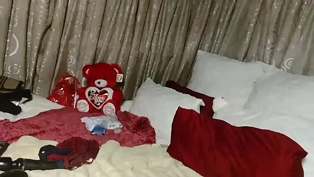 Bustyboobs02xx online show from February 4, 2026, 3:12 am