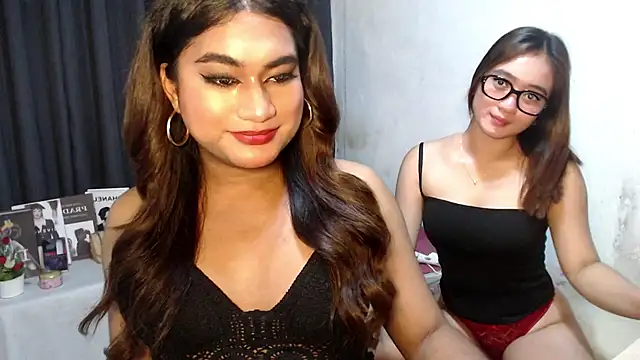 Elysia Fox online show from March 27, 2026, 8:26 am