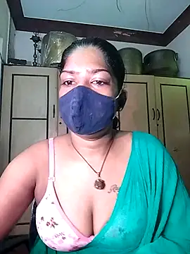 Snapshot of Tamil_Kavitha chatting on July 10, 2026, 6:13 am Tamil Kavitha online show from July 10, 2026, 6:13 am
