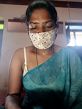 Snapshot of Tamil_Kavitha chatting on October 29, 2025, 4:44 am Tamil Kavitha online show from October 29, 2025, 4:44 am