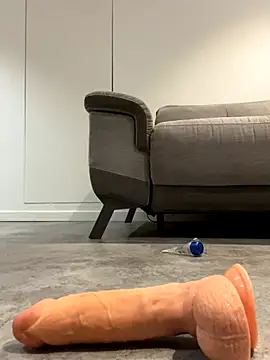 Snapshot of antoiine1089 chatting on September 12, 2025, 10:04 am antoiine1089 online show from September 12, 2025, 10:04 am