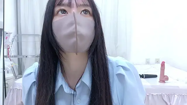 Snapshot of _Mia_land_ chatting on July 19, 2026, 1:41 pm Mia land online show from July 19, 2026, 1:41 pm