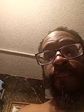 Snapshot of biggdoggent chatting on October 18, 2025, 11:23 am biggdoggent online show from October 18, 2025, 11:23 am