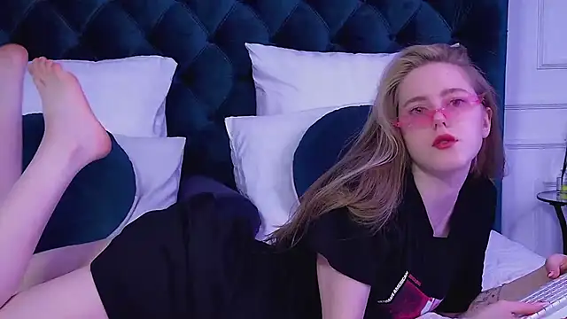 LexiBookwell online show from March 12, 2026, 6:39 am