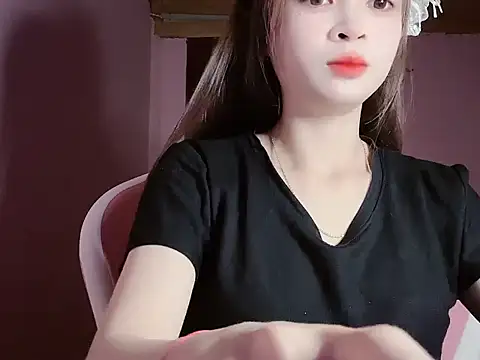 Snapshot of Suna7383 chatting on November 23, 2025, 4:06 pm Suna7383 online show from November 23, 2025, 4:06 pm