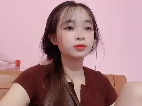 Snapshot of Suna7383 chatting on October 6, 2025, 4:08 pm Suna7383 online show from October 6, 2025, 4:08 pm