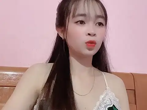 Snapshot of Suna7383 chatting on October 29, 2025, 4:17 pm Suna7383 online show from October 29, 2025, 4:17 pm