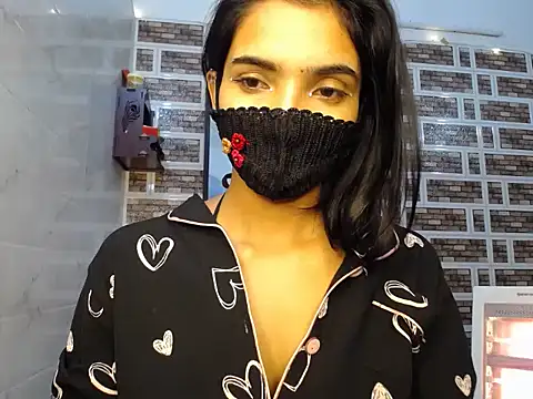 Sweetangle24 online show from November 27, 2025, 5:35 pm